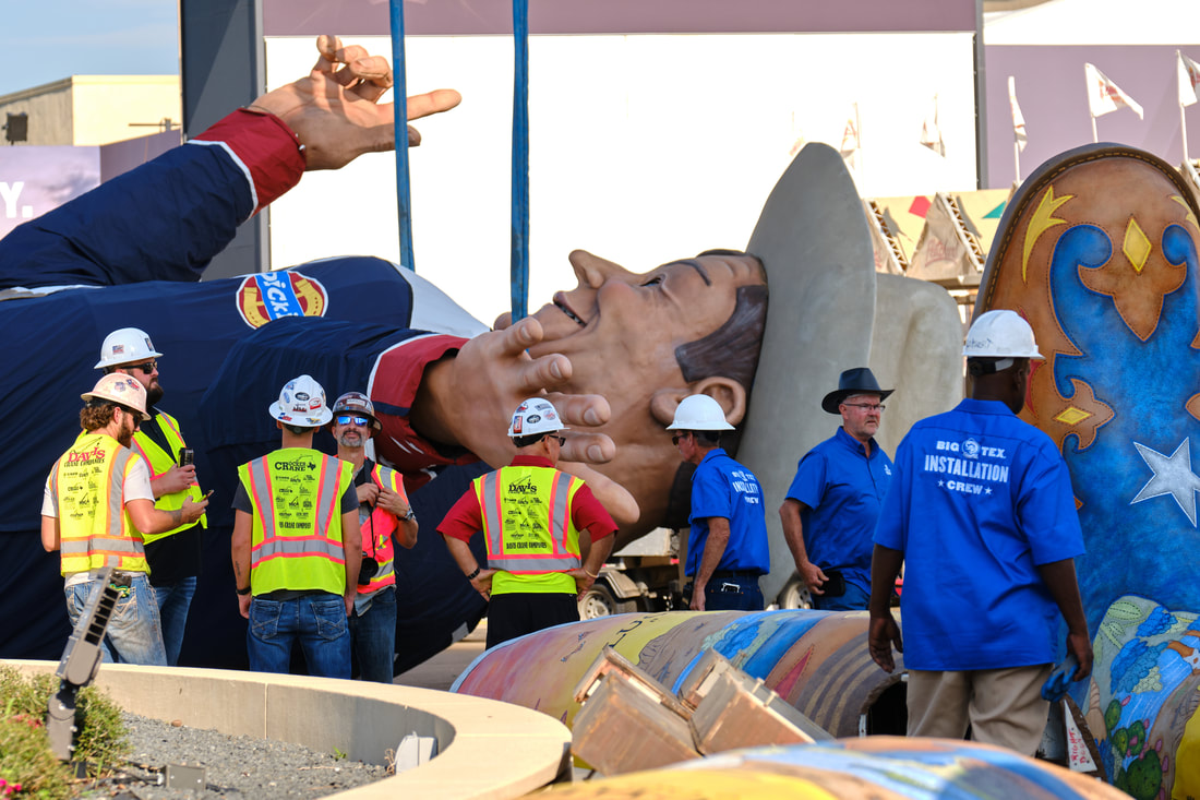 Big Tex being constructed
