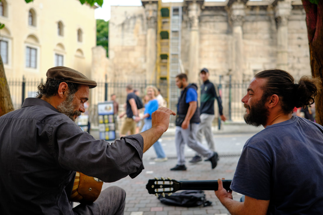 Street performers in Athens